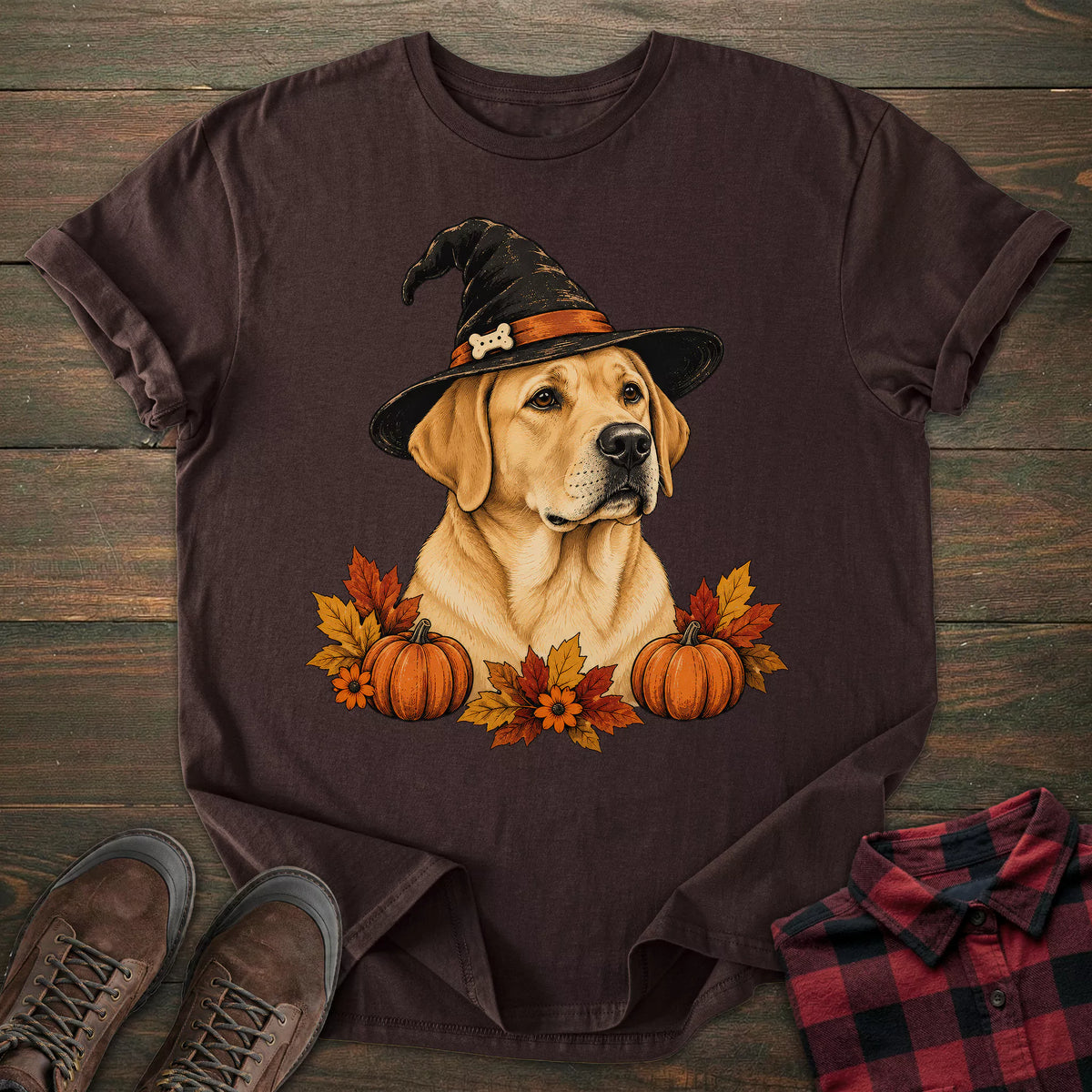 Witch Hat Yellow Labrador T-shirt